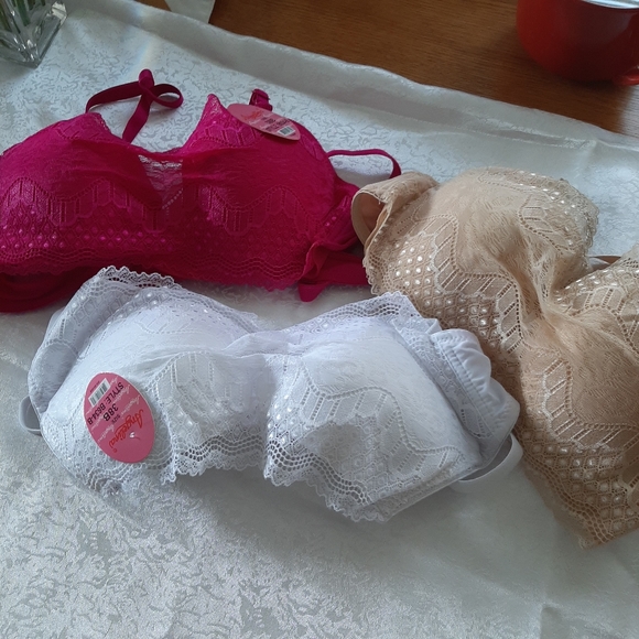Ladies Bras - Picture 5 of 8
